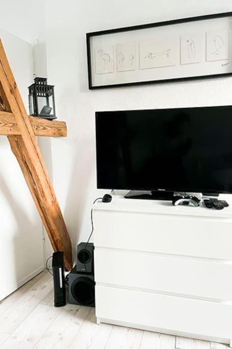 Modernes Apartment Mit Balkon Free Parking Netflix Celle Dış mekan fotoğraf